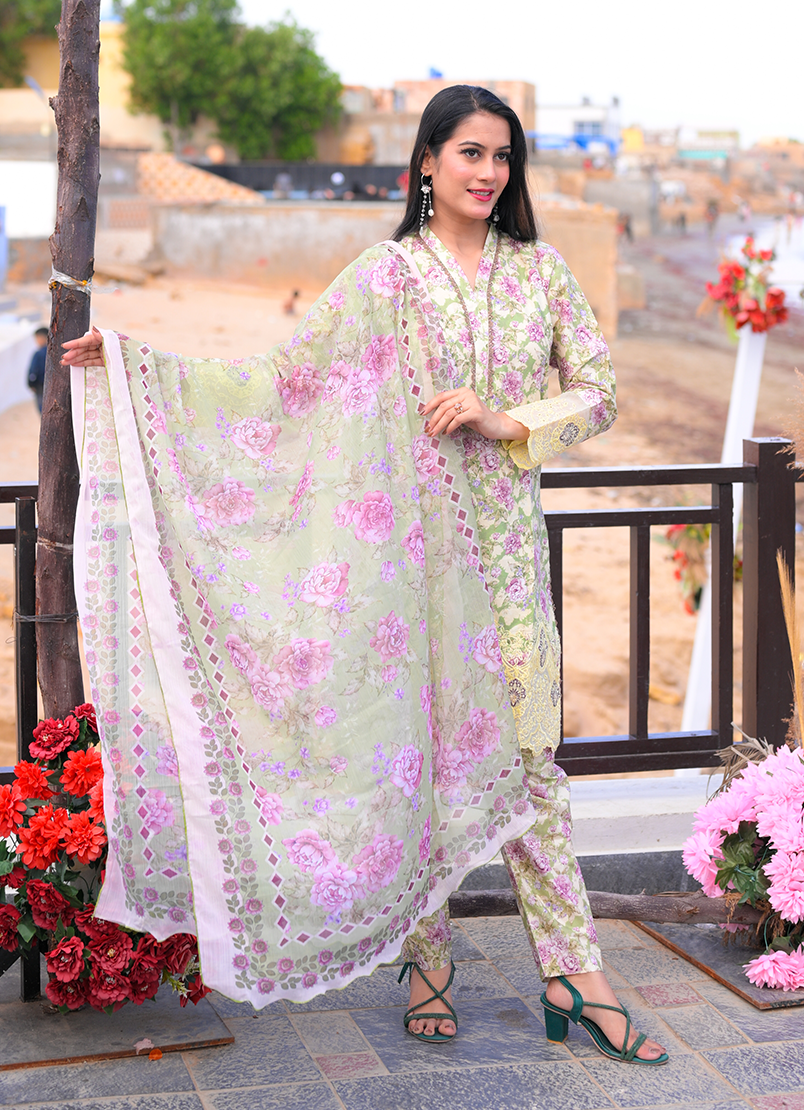 Mint Rose Elegance 3 PC Set